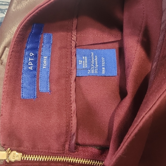 Skir - Picture 3 of 3